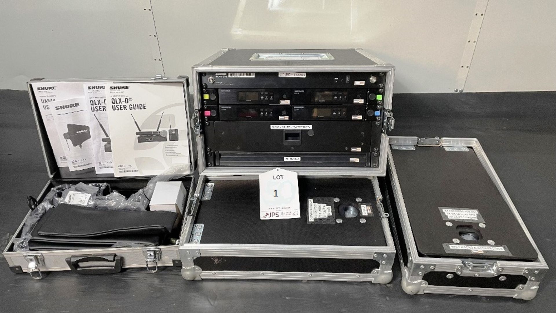 Shure QLXD Kit w/ 4 x Receivers, Microphones, Antenna Distro, Belt pack Transmitters, Antennas & Acc