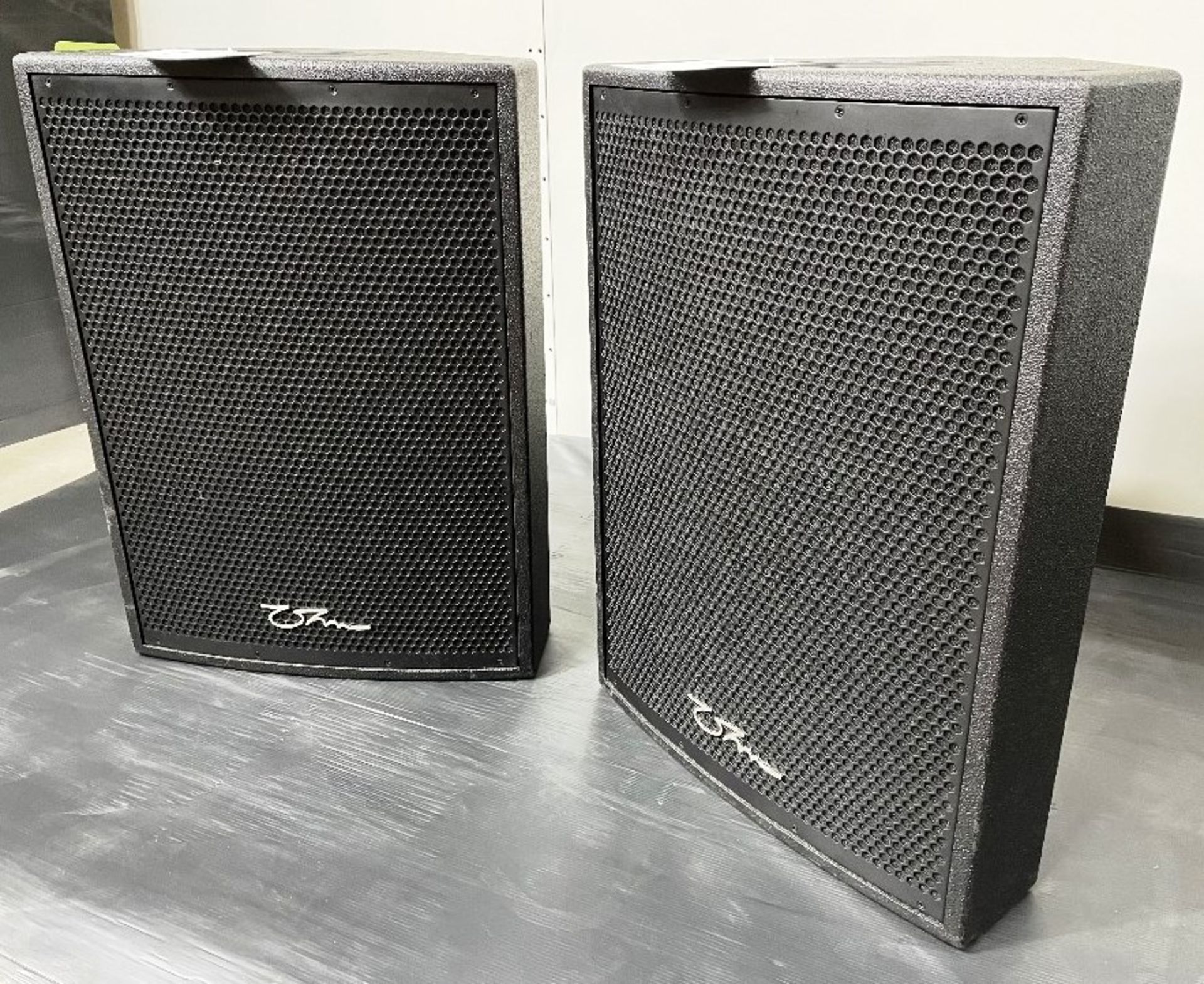 2 x Ohm TRS-115 Speakers - Image 2 of 4