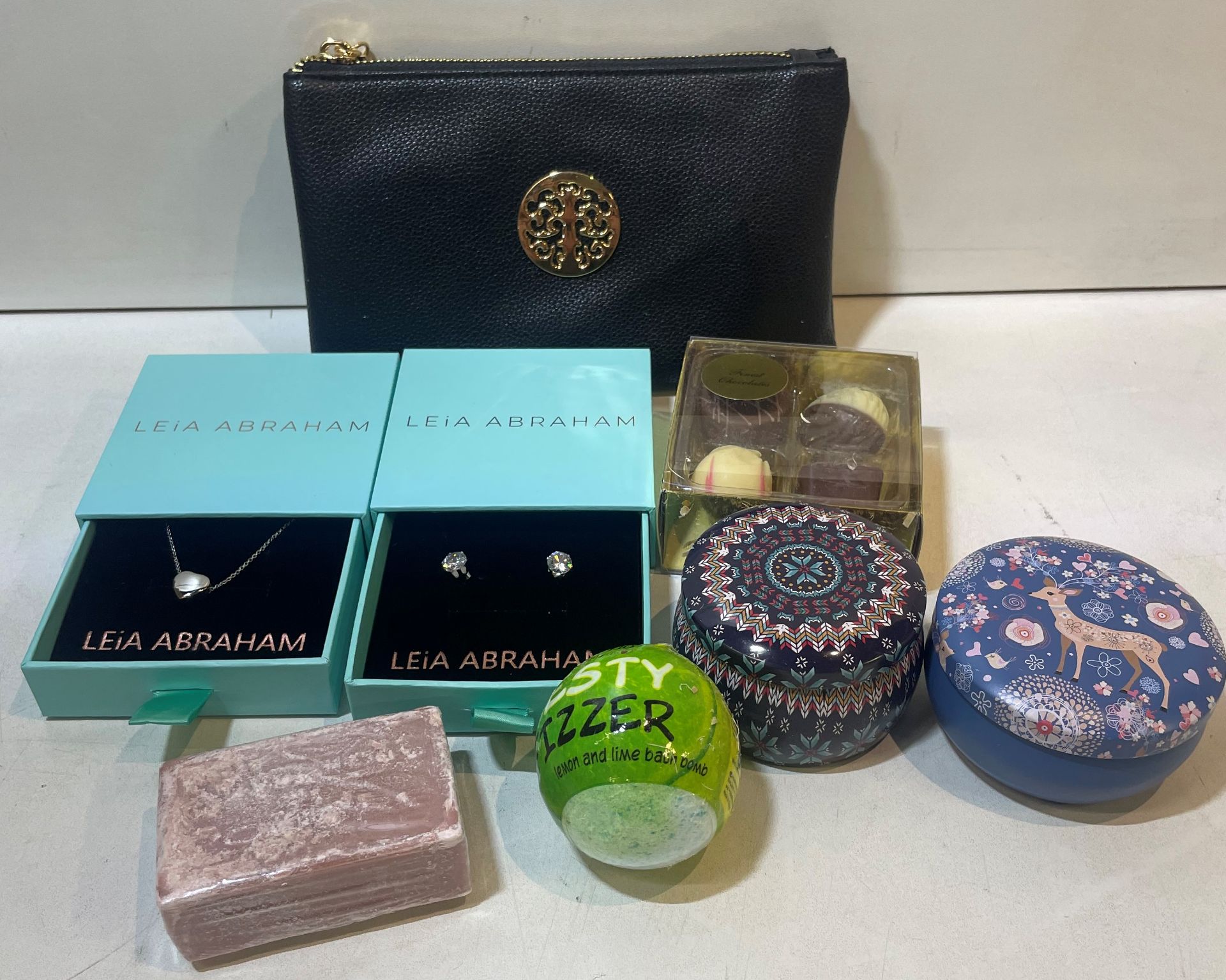 Gift Boxes for Her | 3 Sizes Small, Medium, Large | For Quantities and Contents see Description - Image 22 of 36