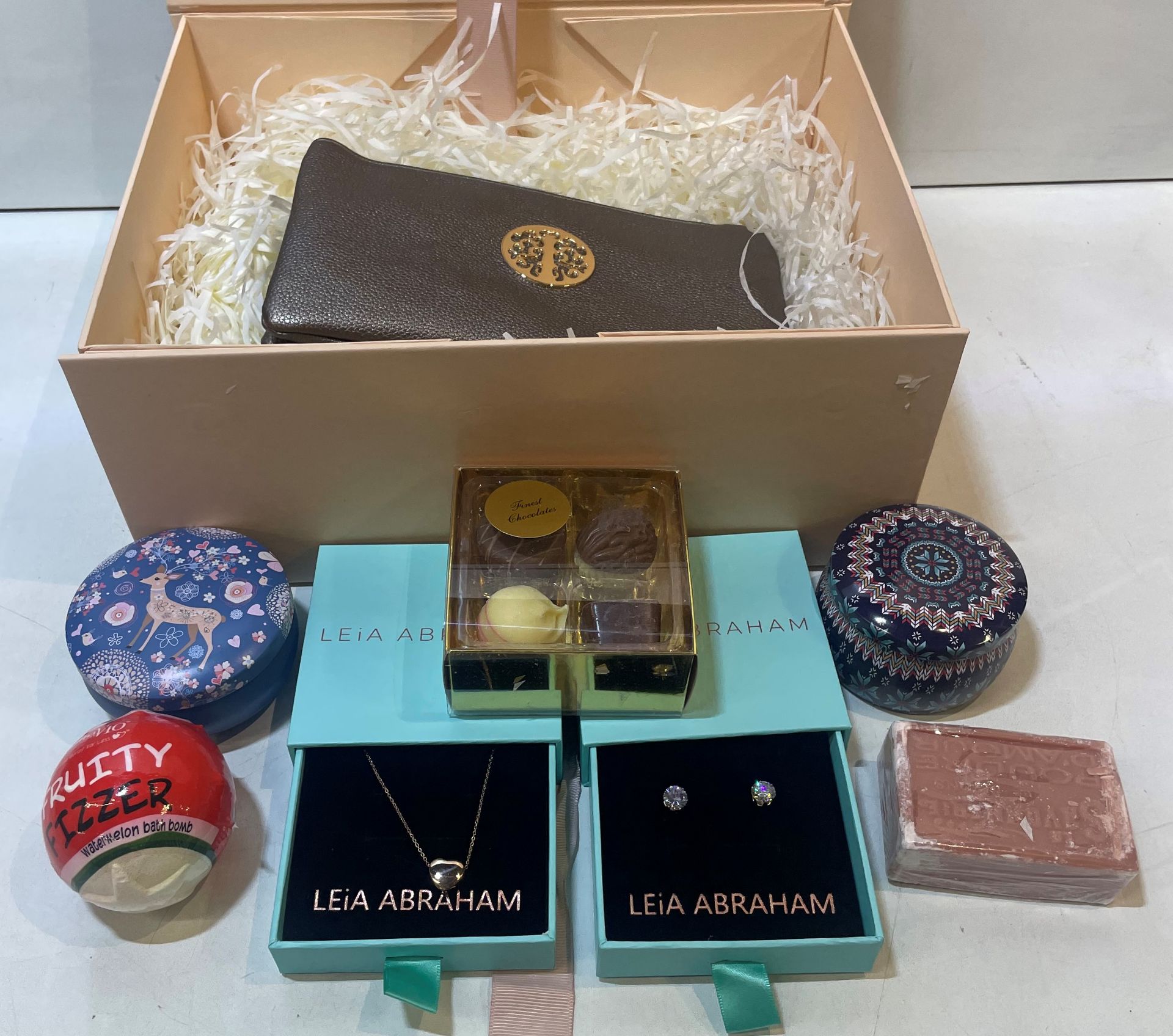 Gift Boxes for Her | 3 Sizes Small, Medium, Large | For Quantities and Contents see Description - Image 17 of 36