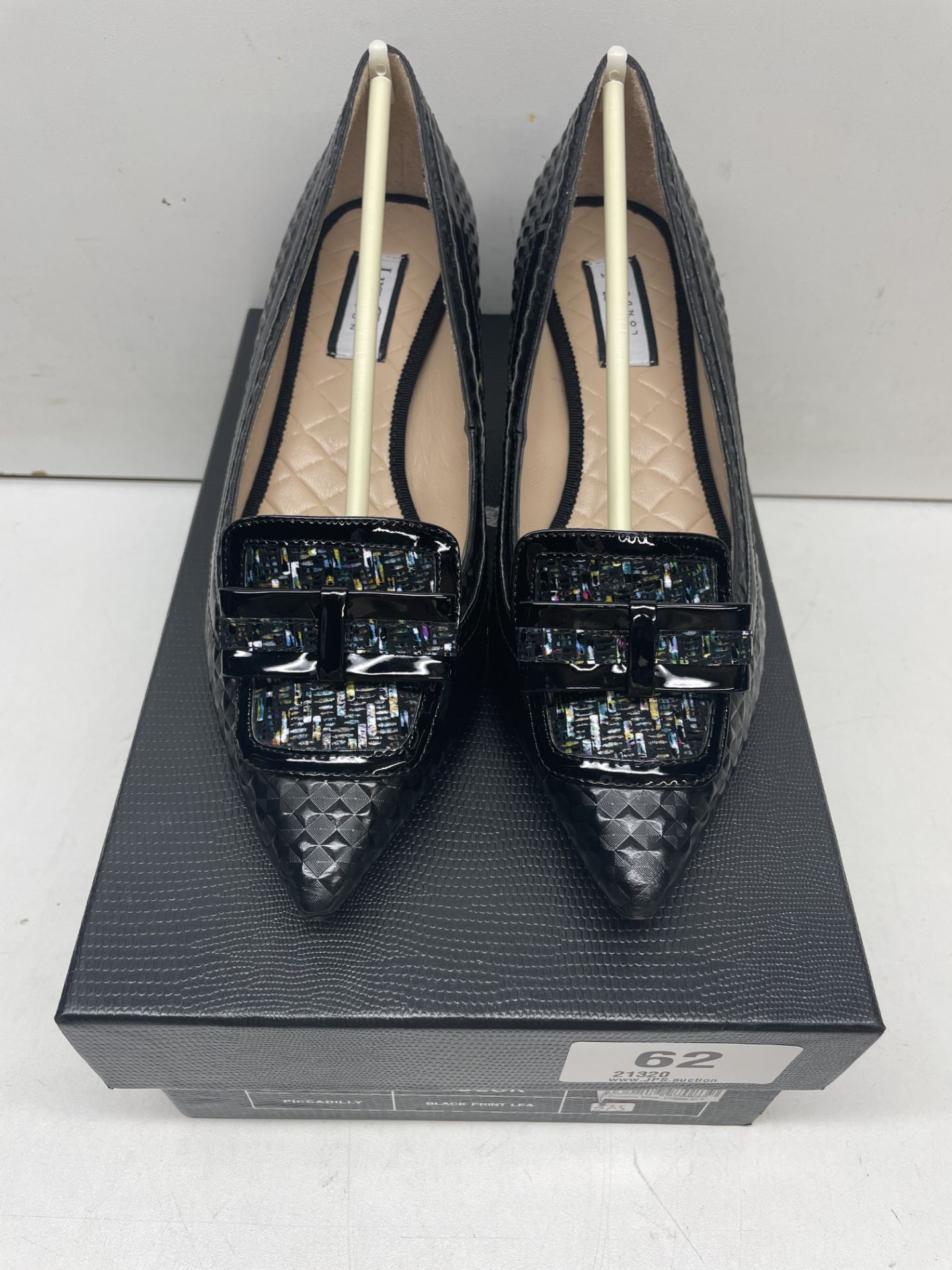 Ex-Display Lucy Choi Leather Court Shoes | Eur 37.5 - Image 2 of 5