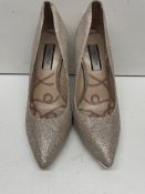 Ex-Display Lucy Choi High Heel Court Shoes | Eur 40