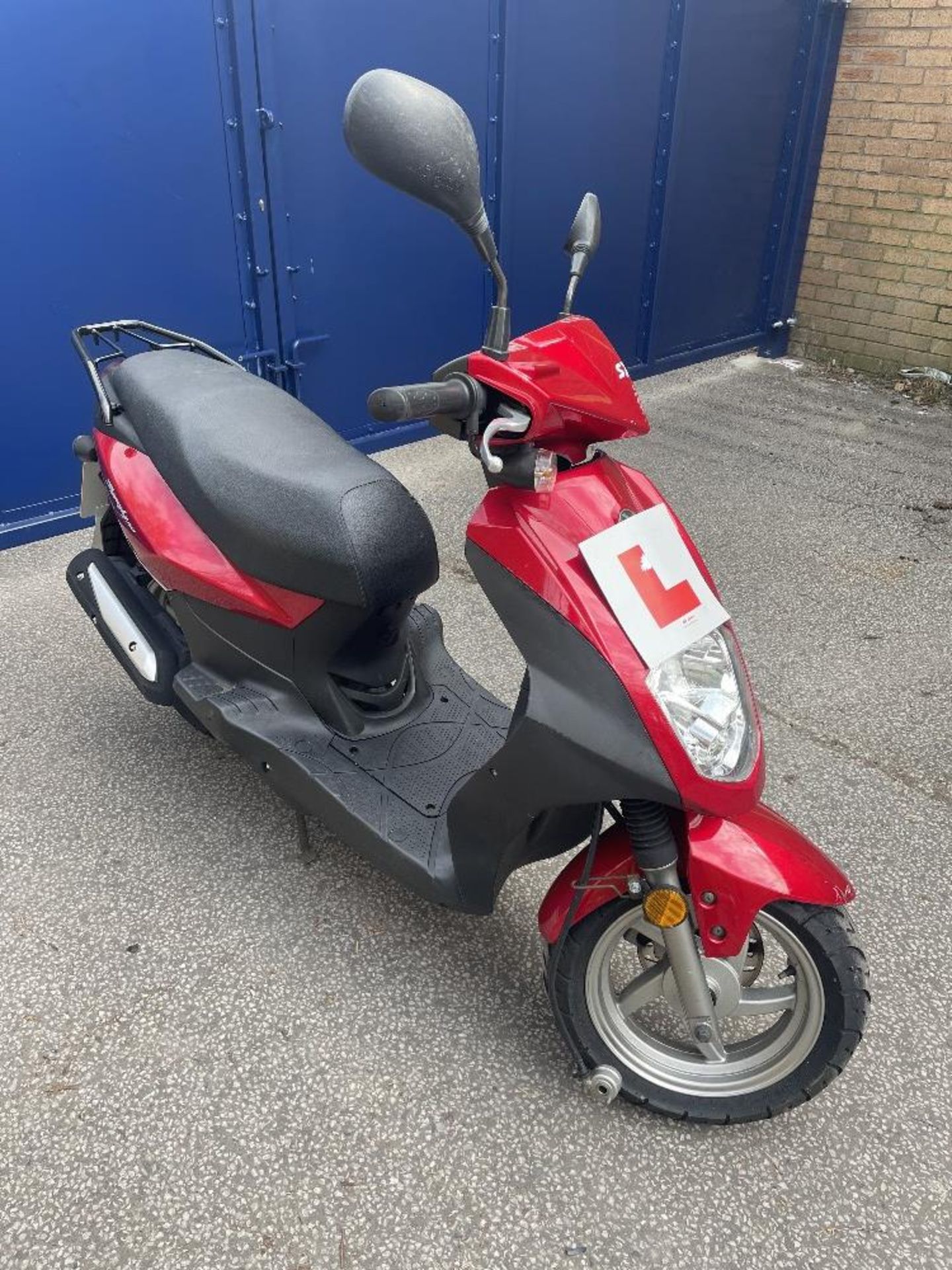 SYM AV05W SYMPLY 50 Petrol Motorcycle | PK16 FPC | 7,470 Miles - Image 2 of 12