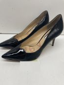 Pre-Owned Lucy Choi Kitten Heel Leather Shoes | Eur 40