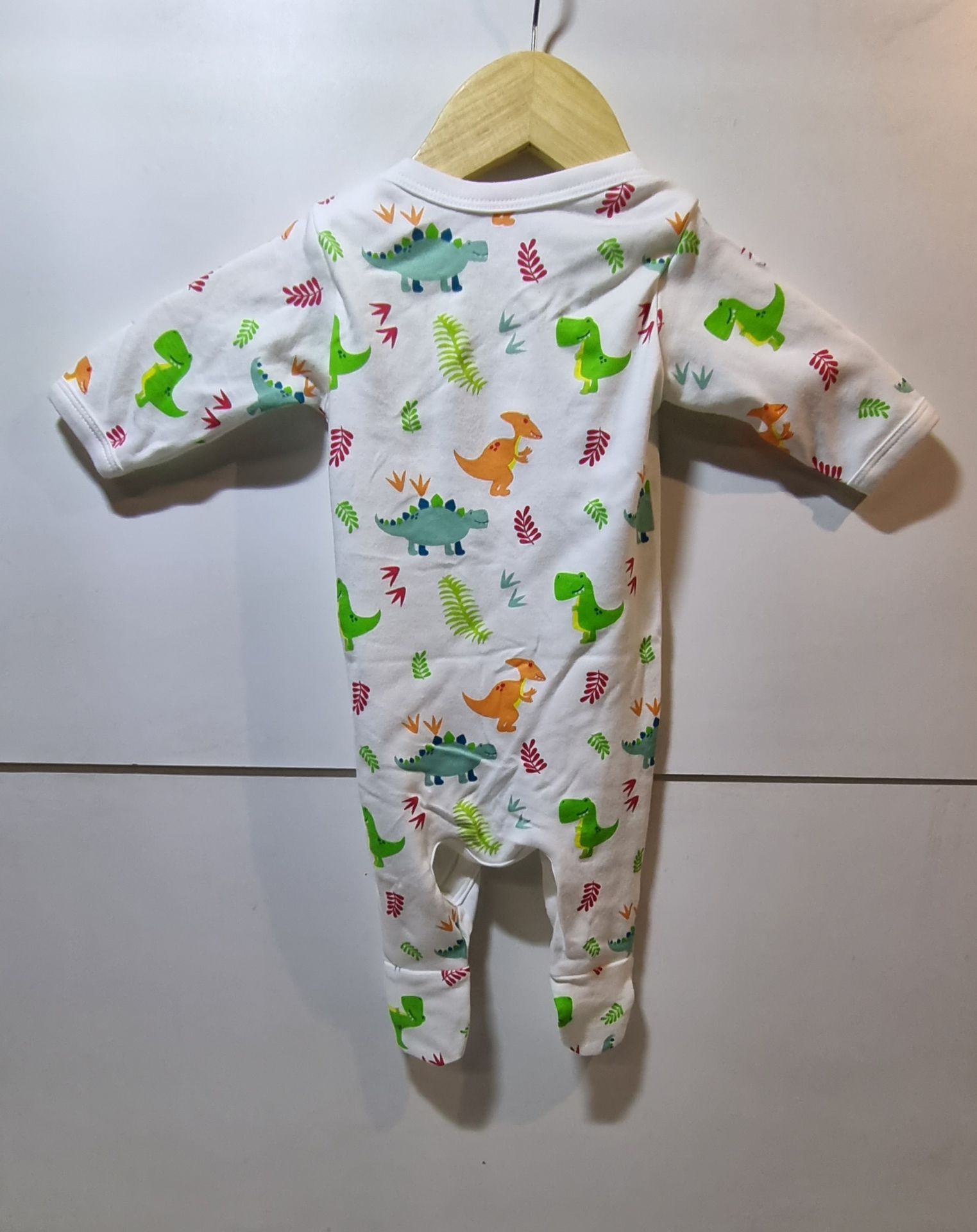 4 x Dinosaur/Star Babygrows in Various Colours & Sizes - Image 7 of 8