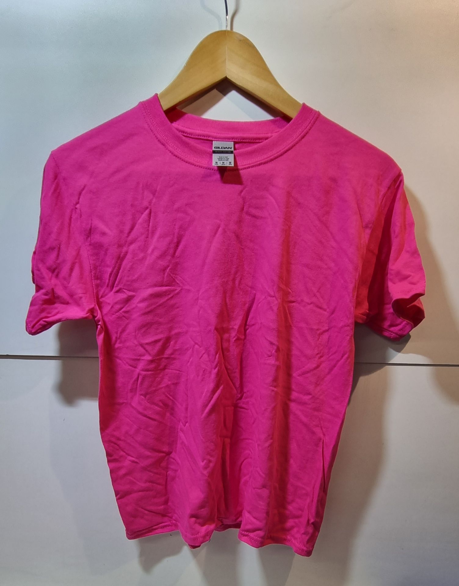 22 x Various Gildan/SF Cotton Adult T Shirts in Various Colours & Sizes - Image 5 of 8