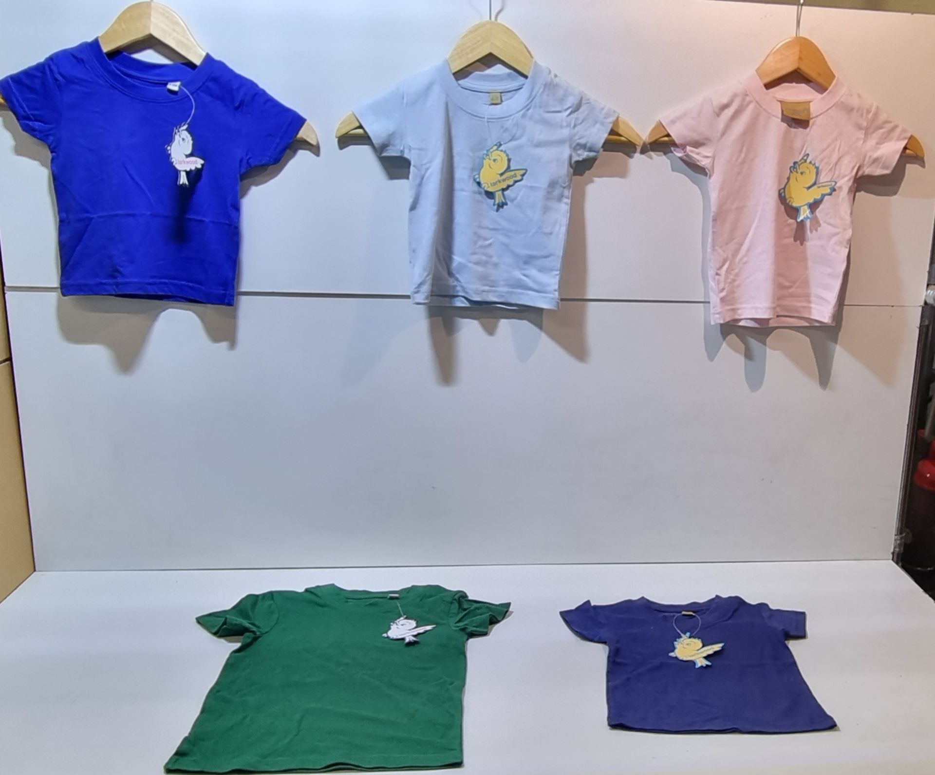 49 x Various Larkwood/ Mantis World Childrens T Shirts in Various Colours & Sizes