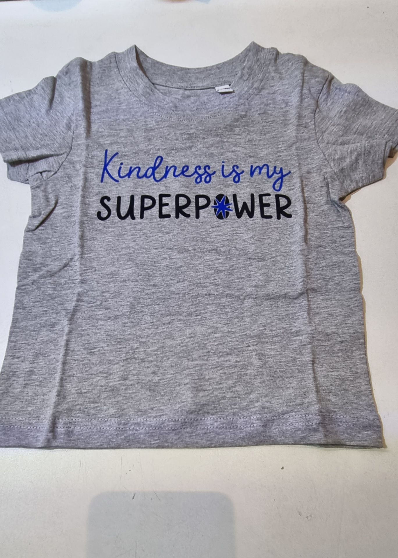 17 x Various Childrens Quote T Shirt & Babygrows in Various Colours & Sizes - Image 2 of 5