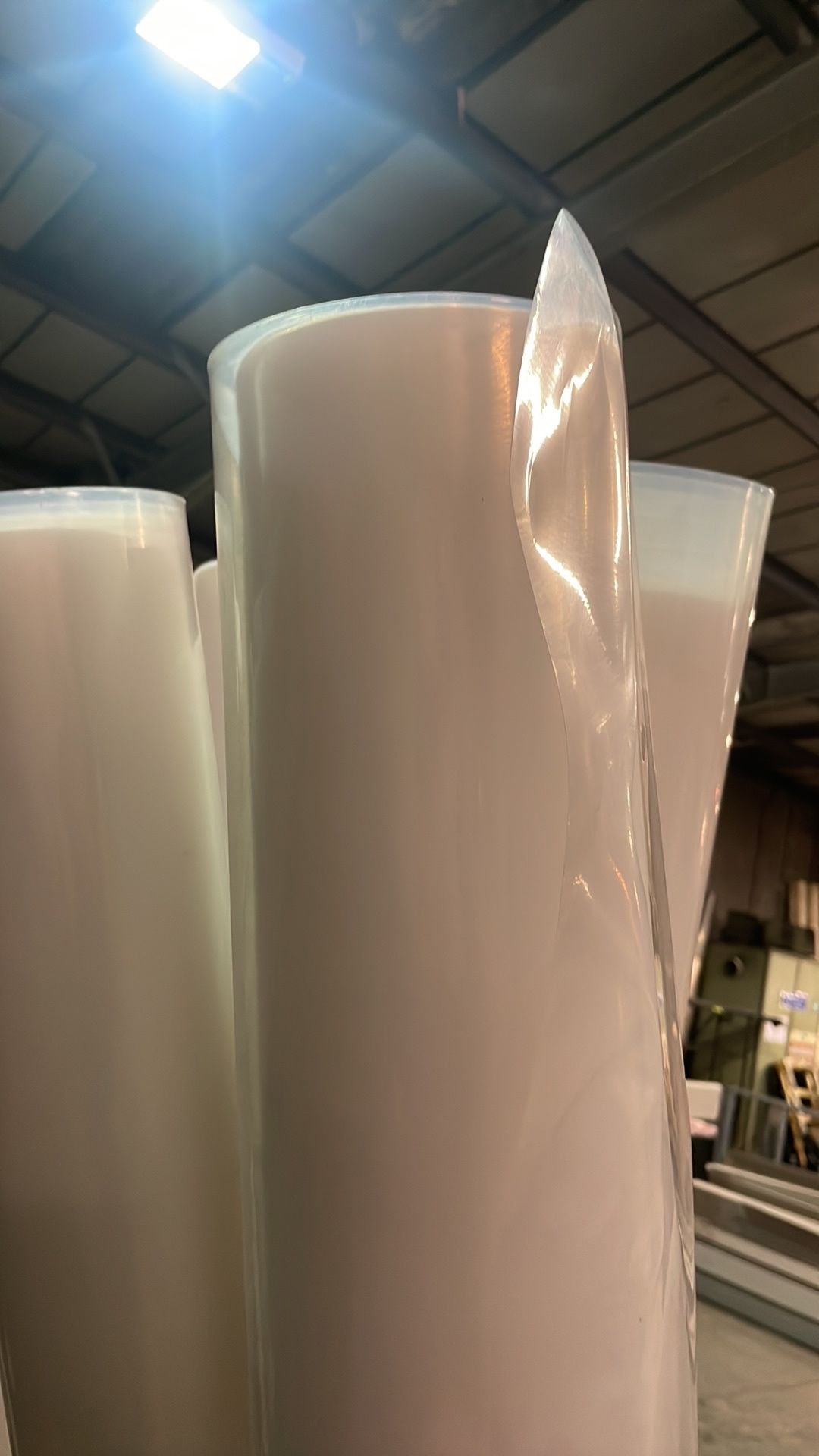 16 x 2m Rolls of Heavy Duty Plastic, Pre-Folded - Image 4 of 4