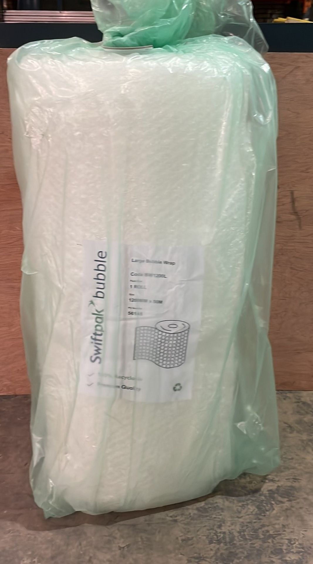 1 x Roll of Bubble Wrap | 1200mm x 100mtr - Image 2 of 3