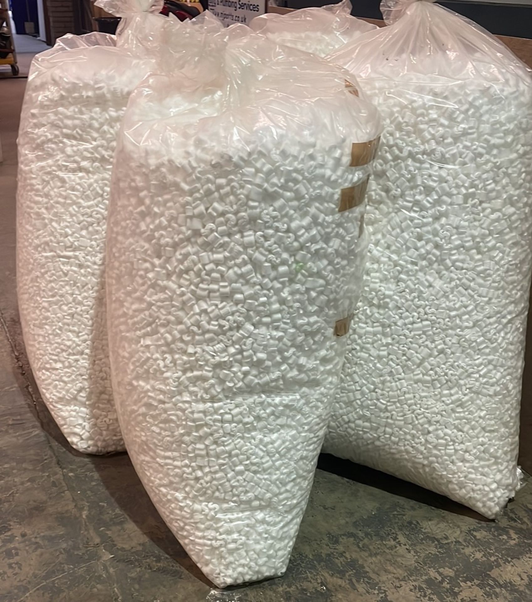 4 x Large Bags of Packing Peanuts - Image 3 of 3