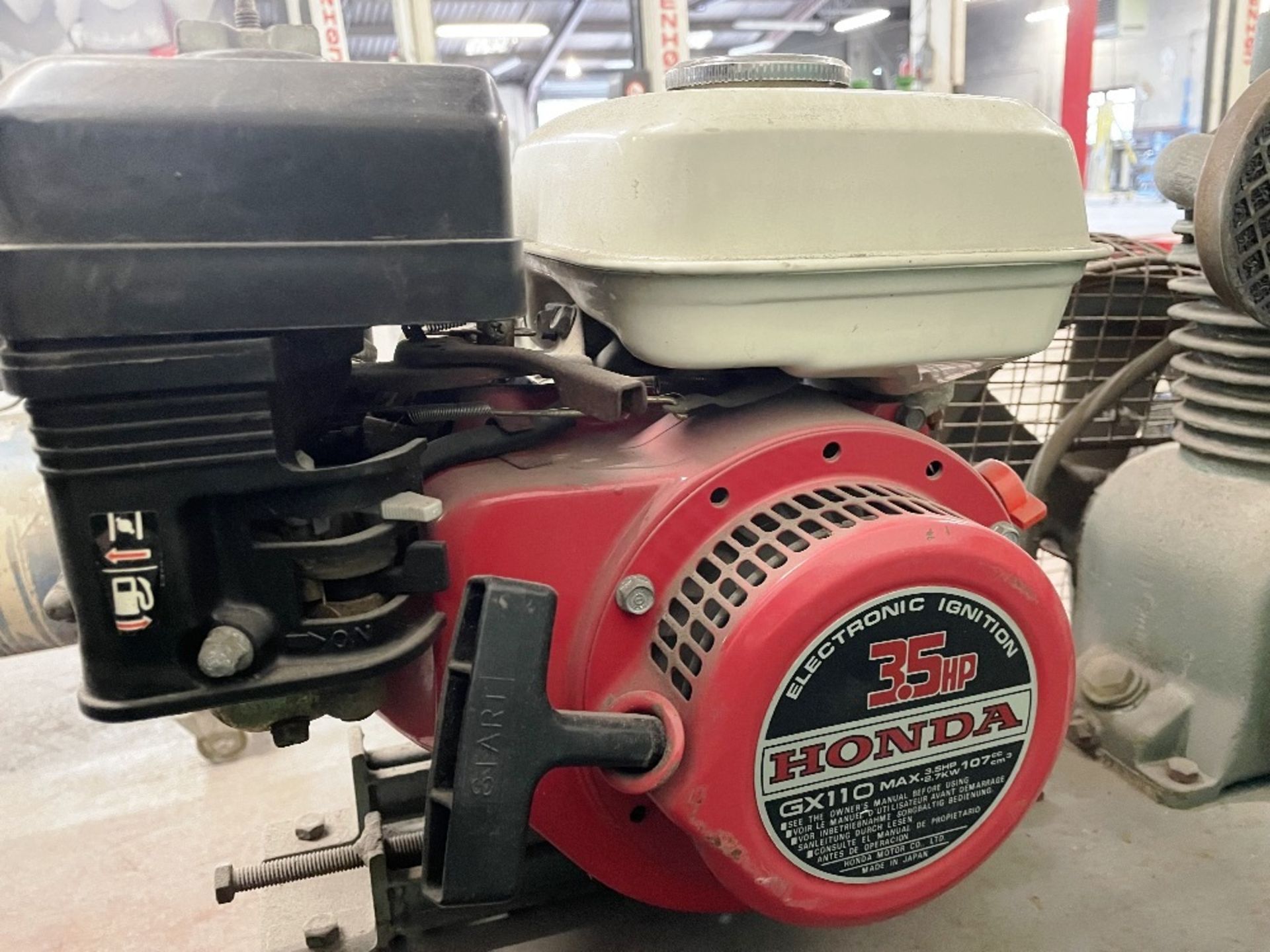 Mobile Air Compressor/Receiver w/ Honda GX110 Engine - Image 4 of 4