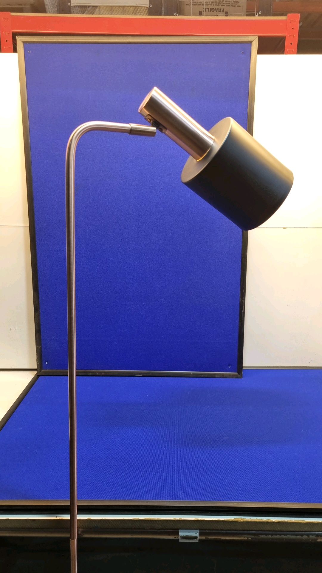Single Spot Floor Lamp in Black/Copper - Image 4 of 6