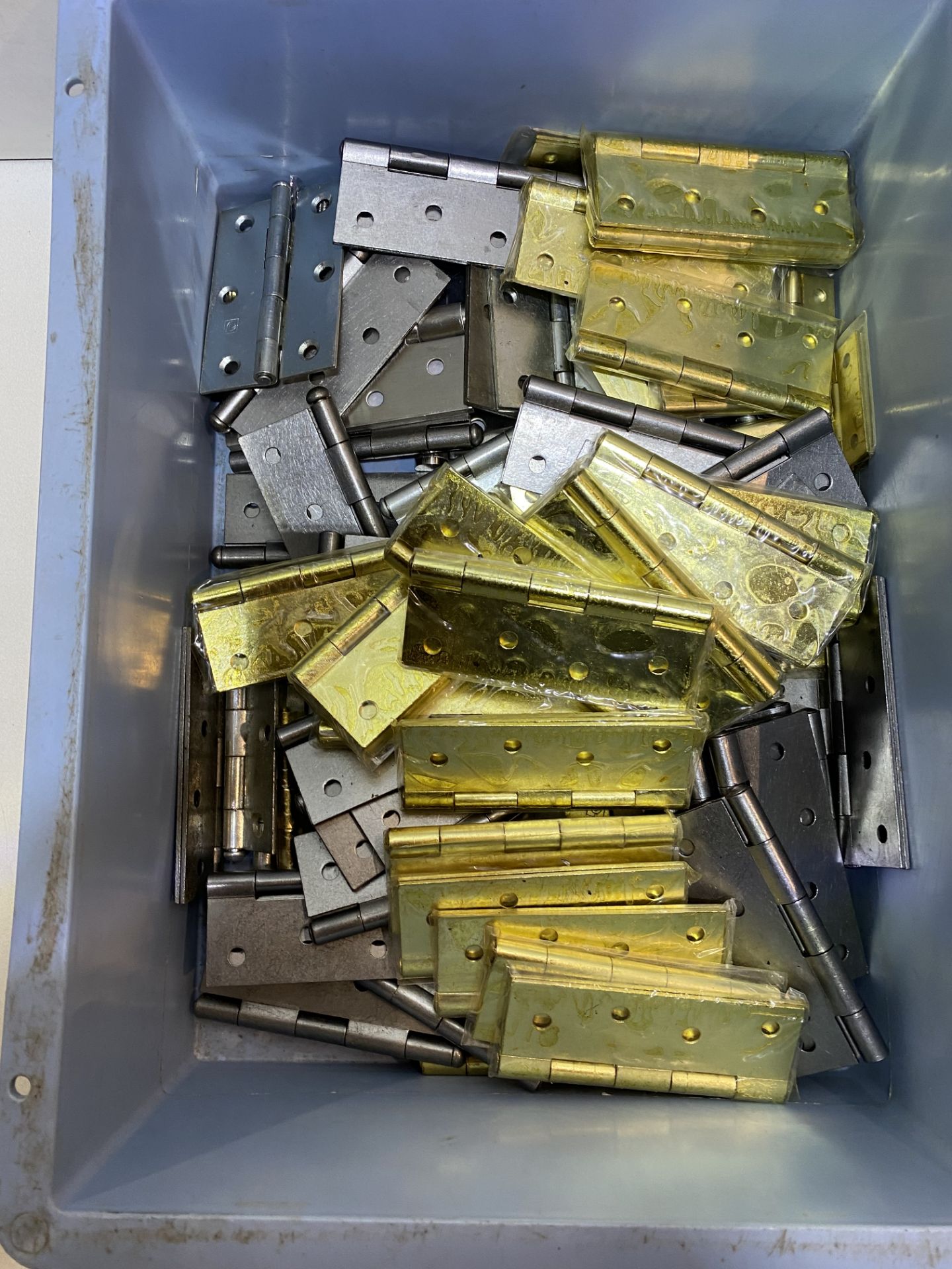 Quantity Of Various Loose Hinges As Seen In Photos - Image 2 of 4