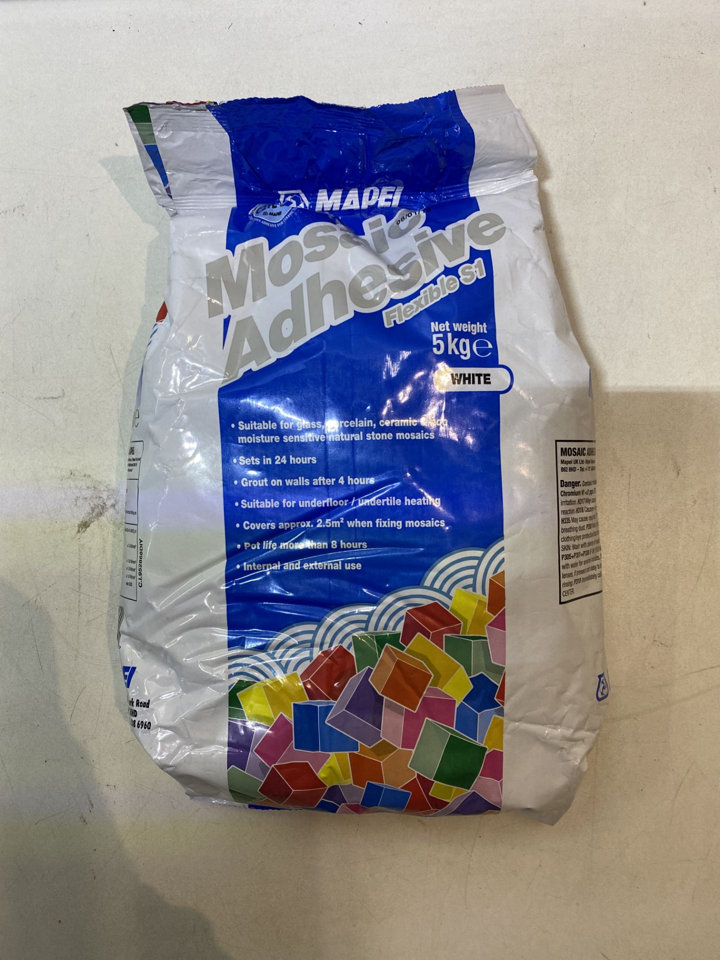 5 x Out Of Date Mapei Ready mixed White Tile Adhesive, 5kg , Best Before 08/01/18