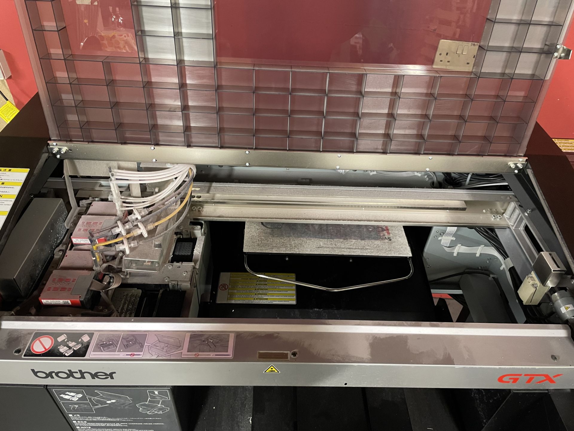 Brother GTX-422 Rotary Textile/Garment Printer | YOM: 2019 - Image 11 of 11