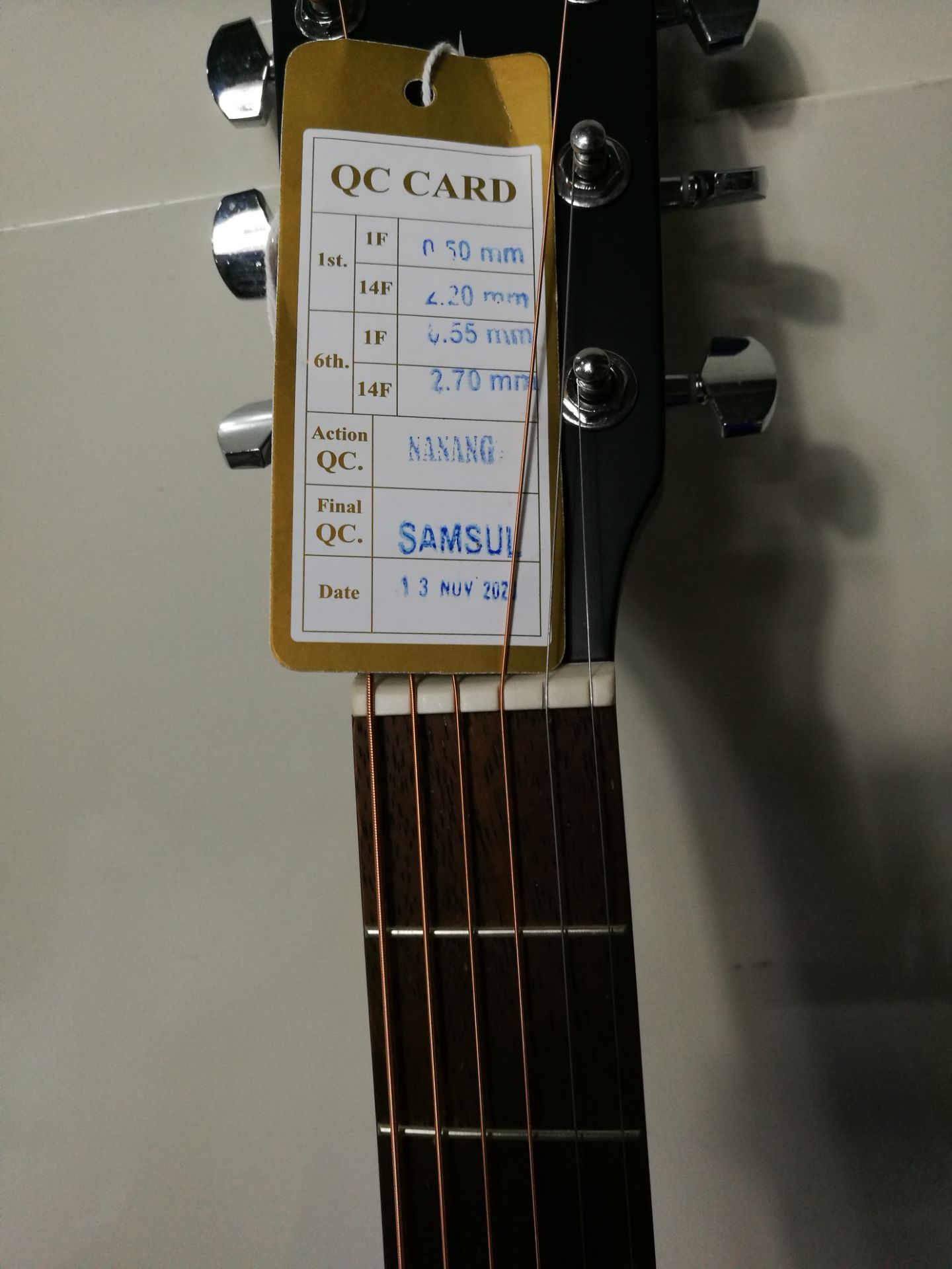Cort AF510E NS Concert Size Electro Acoustic Guitar with Gig Bag - Natural Satin - Image 5 of 9