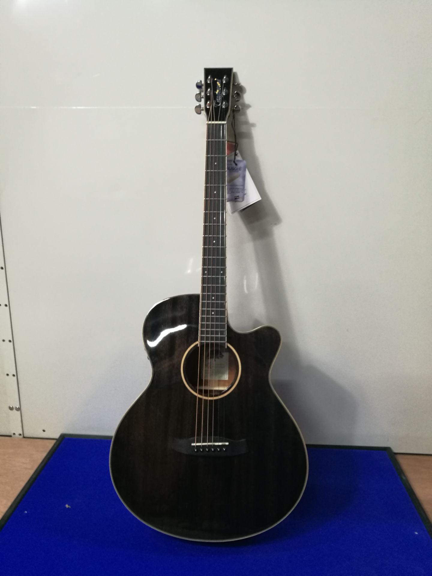 Tanglewood Winterleaf series Super Folk Electro Acoustic Guitar Black - TW4 E BS