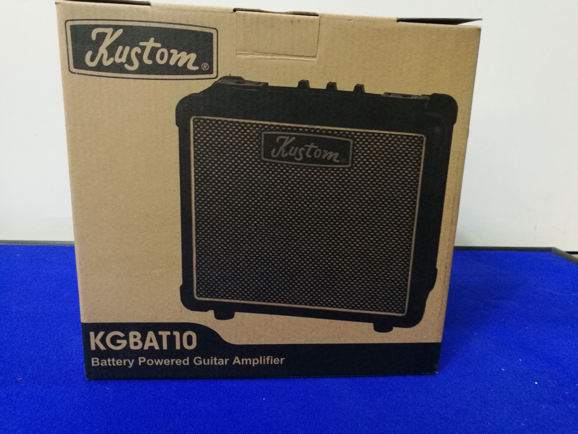 Kustom KG Series Battery Powered Guitar Amp 1 x 6" - 10W - Image 2 of 5