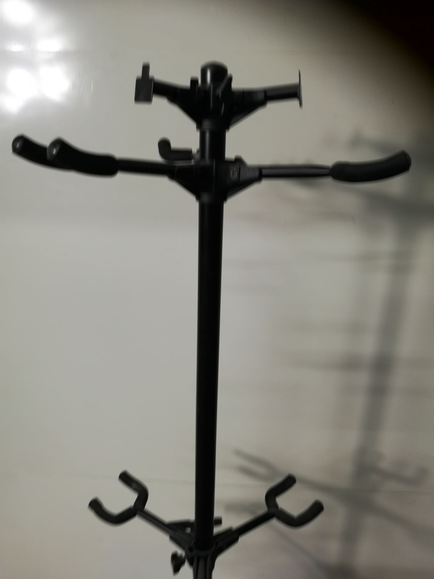 On-Stage Six-Guitar Stand GS7652B - Image 3 of 4