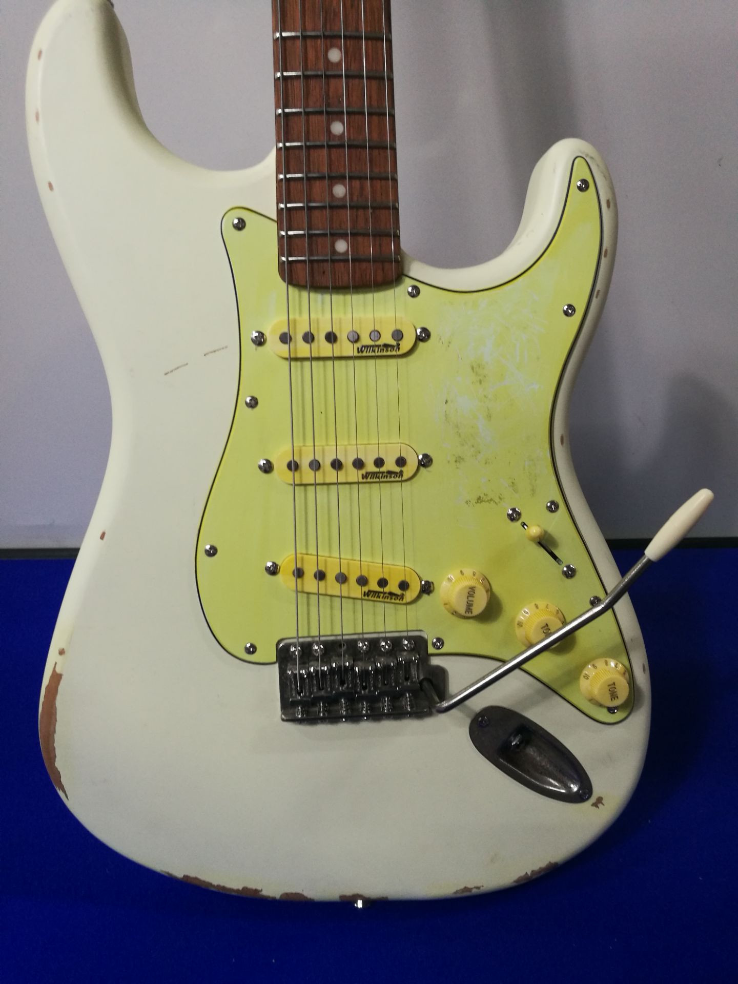 Vintage V6 Thomas Blug Signature Electric Guitar w/ Whammy Bar - Distressed Vintage White - Image 3 of 5