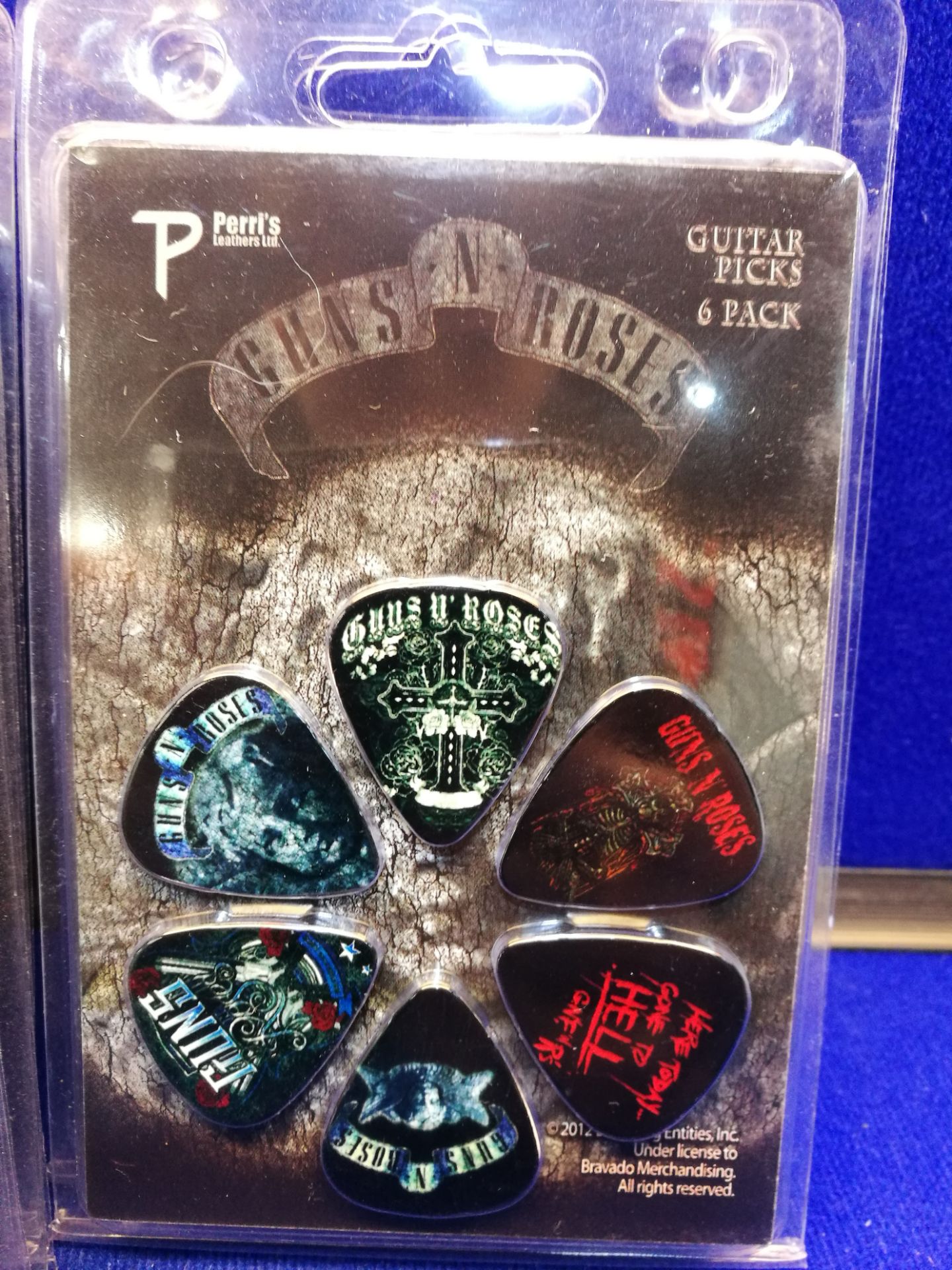Assortment of Guns N' Roses Themed Pick Packs - 3 Variants, 9 Packs Total - Image 4 of 4