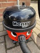 Henry Hoover 200 with 7 5-Layer Microfibre Bags