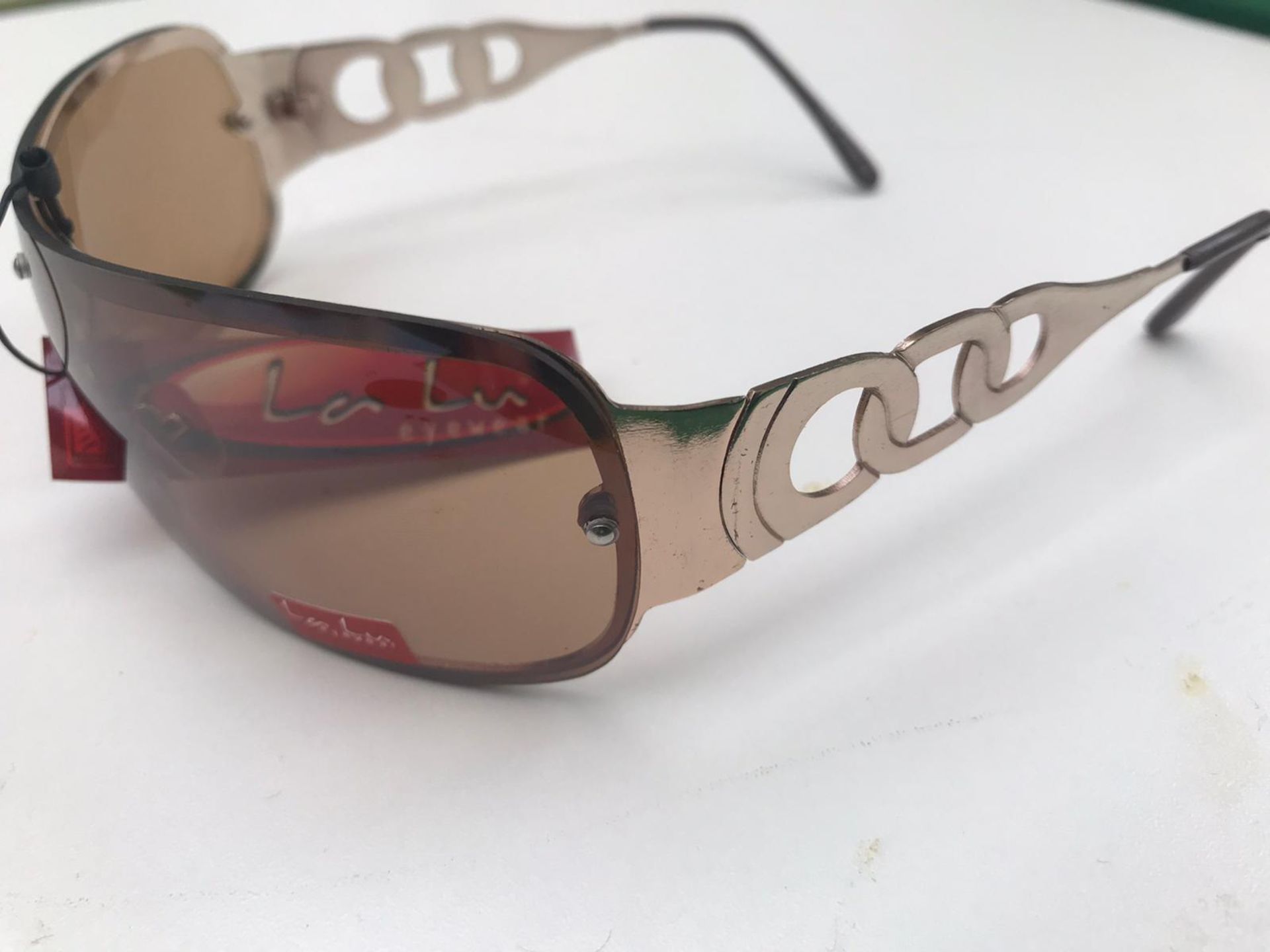 500x La Lu Branded Sunglasses | Various Styles | Unopened & Unused - Image 28 of 33