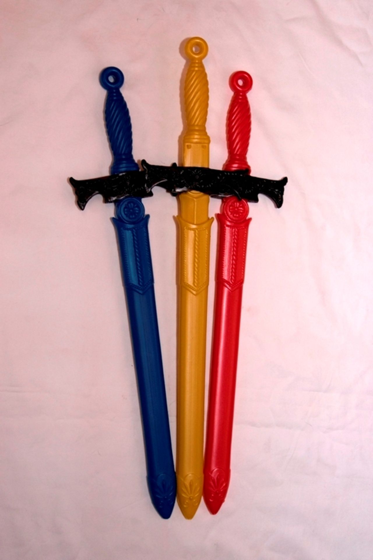 684 x Assorted Foam Helmets and Swords | See description