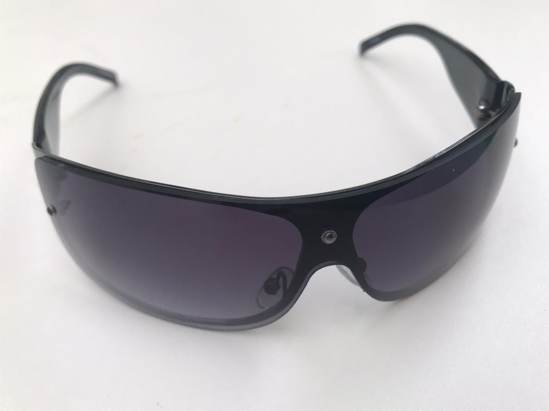 500 x La Lu Branded Sunglasses | Various Styles - Image 5 of 64