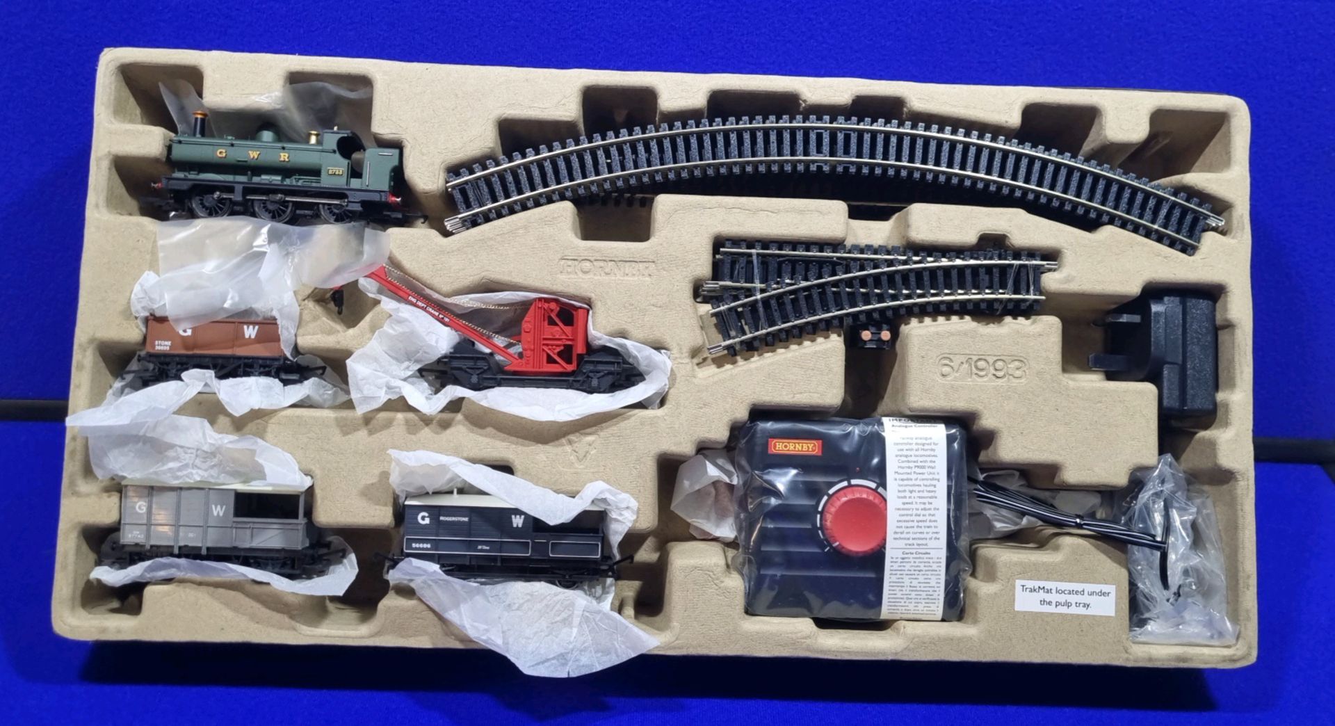 1 x Hornby OO/HO Scale Trainset R1254 RRP £120.00 - Image 8 of 9