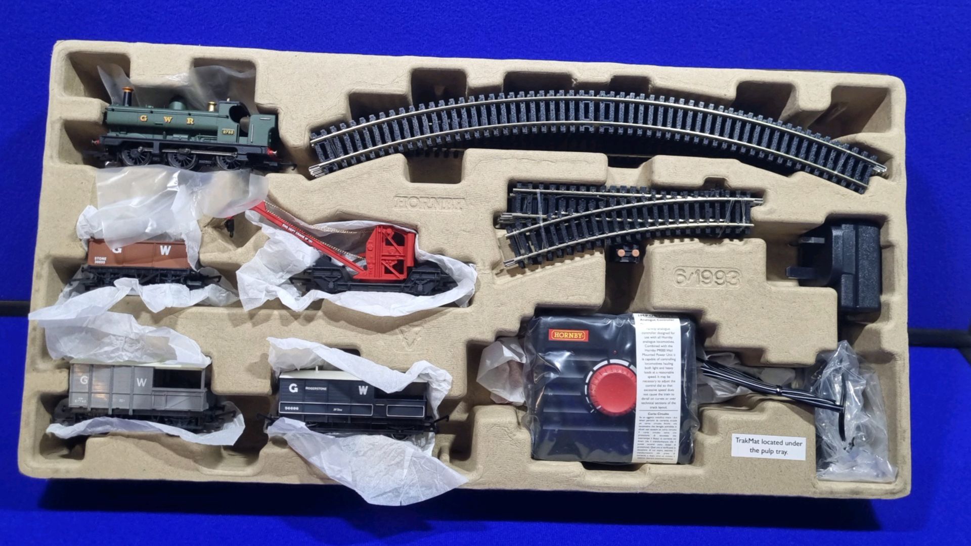 1 x Hornby OO/HO Scale Trainset R1254 RRP £120.00 - Image 9 of 9