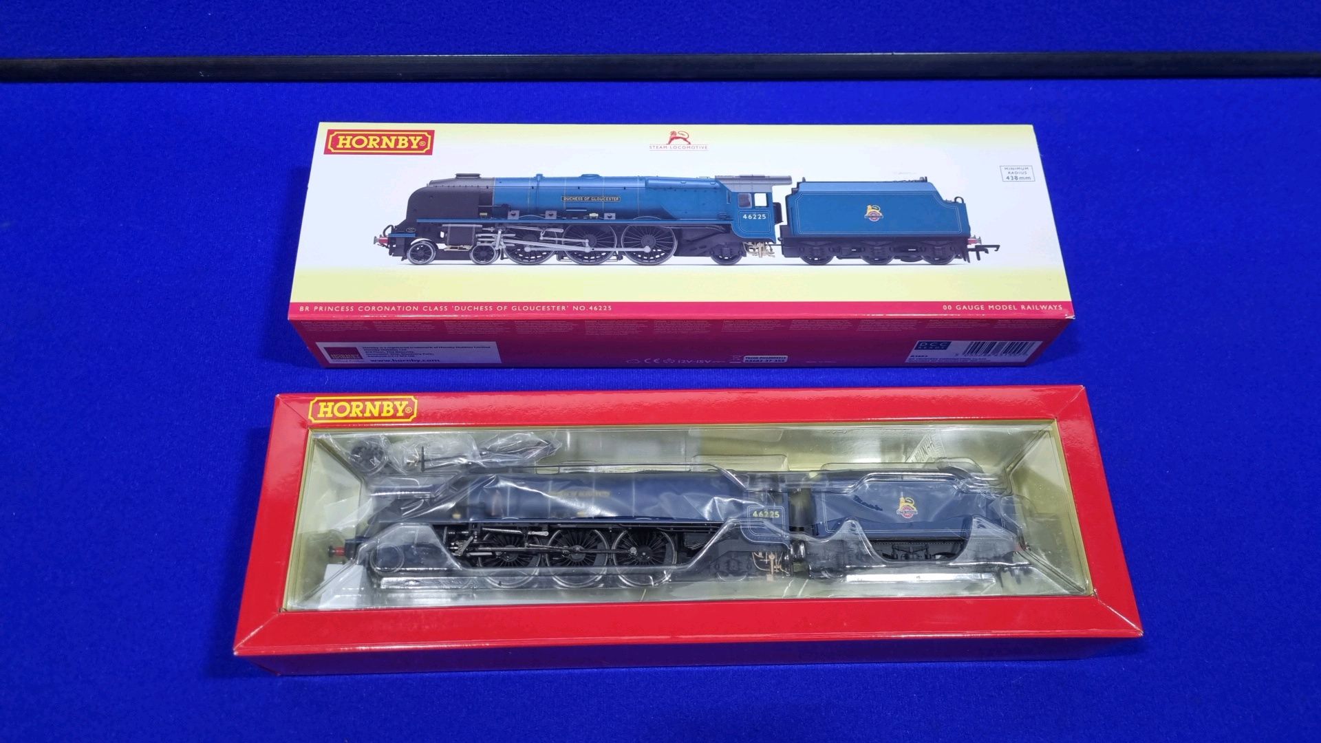 1 x Hornby OO/HO Scale Locomotive BR R3682 RRP £219.95 - Image 2 of 5
