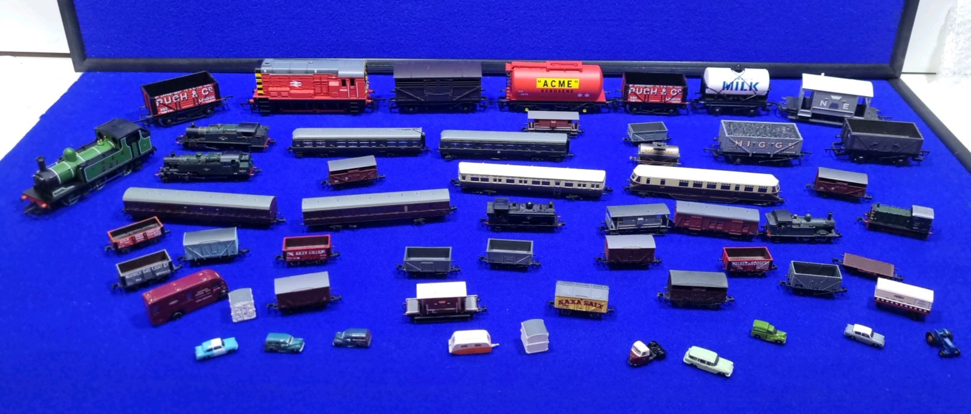1 x Box Of Various Locomotives, Coaches, Caravans & Vehicles in Various Sizes - Image 2 of 8