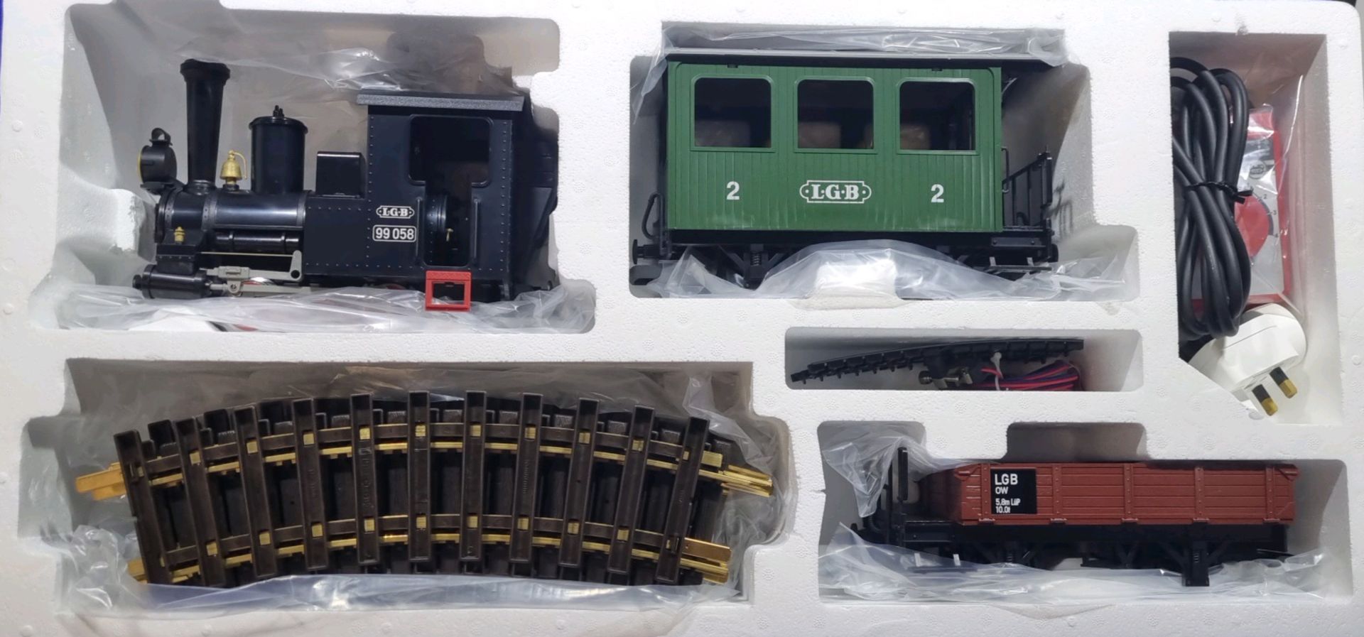 1 x LGB G Scale Trainset Starter Pack SKU70502 RRP £293.00 - Image 2 of 7