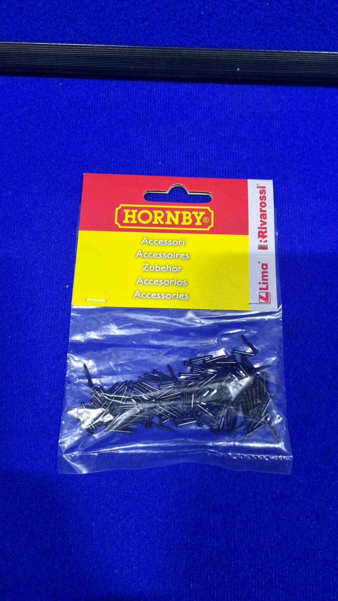6 X Hornby OO/HO Scale Track Pin Packets R207 RRP £26.40 - Image 2 of 3