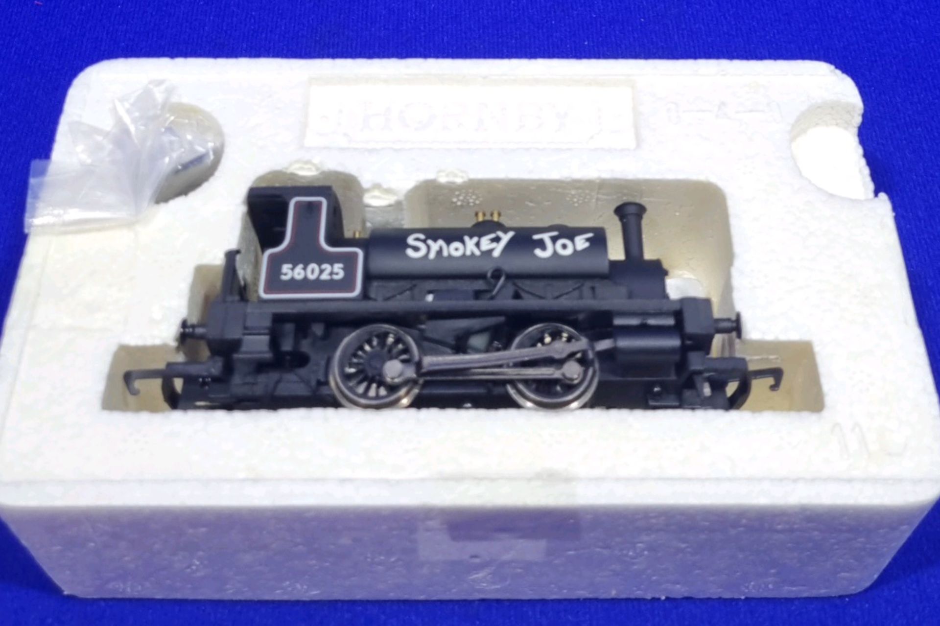 1 x Hornby OO/HO Scale Smokey Joe Locomotive R3064 RRP £59.93