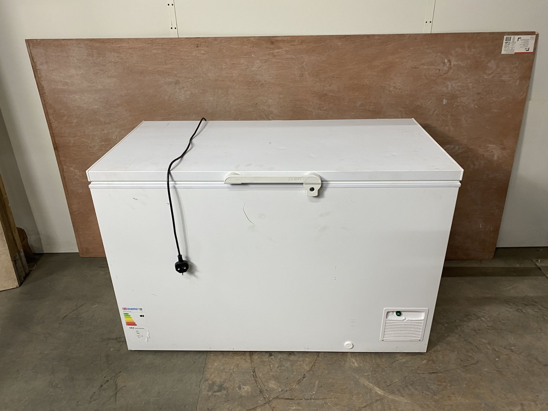 Interlevin | LHF460 | White Chest Freezer | YOM: 2021