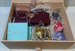 1 x Gift Box for Her | Box Contains: Handbag, 2 x Jewellery, 2 x Scented Candles, Soap, Bath Bomb an