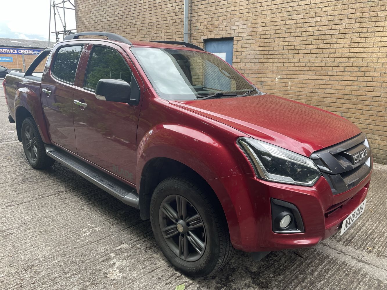 Vehicles & Forklift Truck Sale | Isuzu D-Max Blade/Grafter - 19 & 61 Plate | Renault Master MM35 - 66 Plate | Toyota 1.5T Electric Forklift