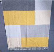 Scatter box "Riley" Grey/Yellow Throw