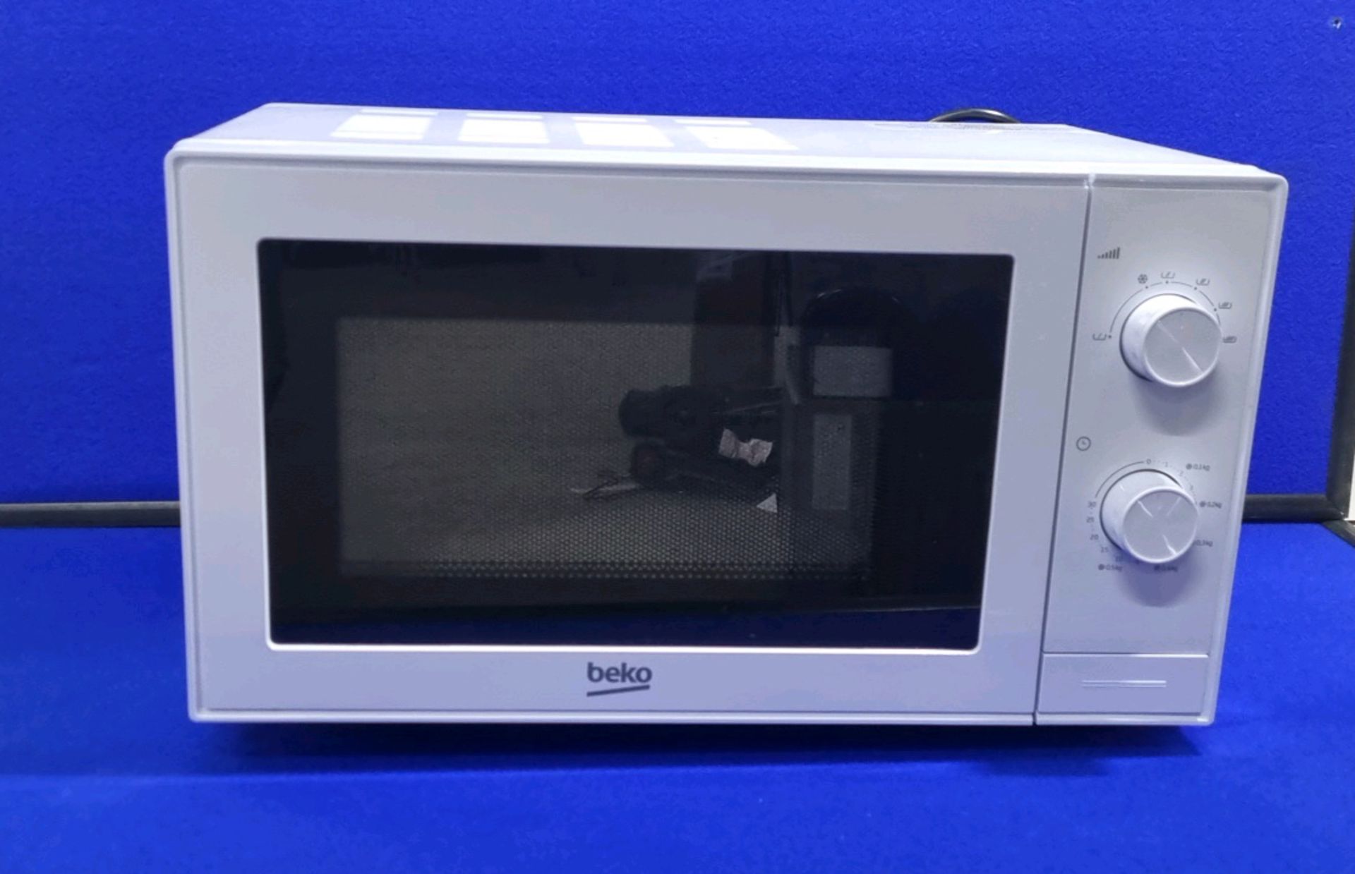 Beko Microwave Oven MOC20100 700 Watt - Image 2 of 7