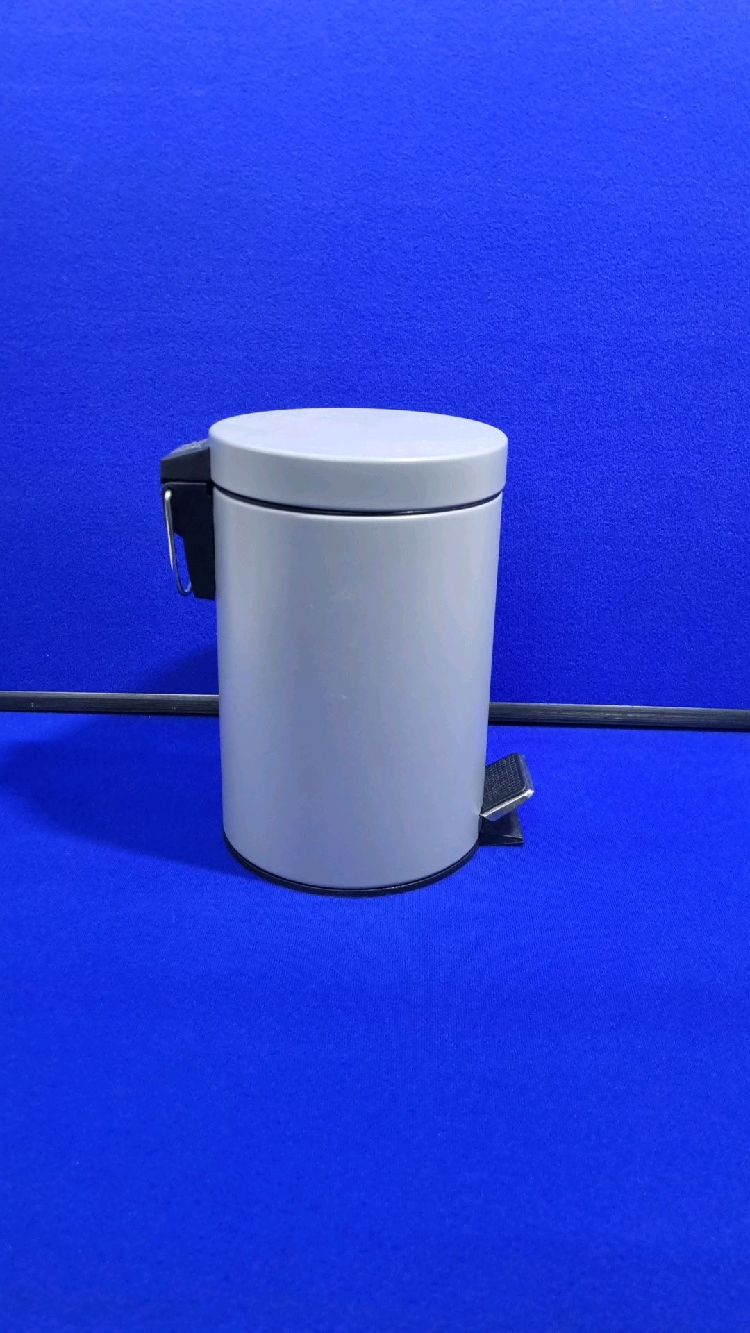 3 Litre Matt Grey Pedal Bin