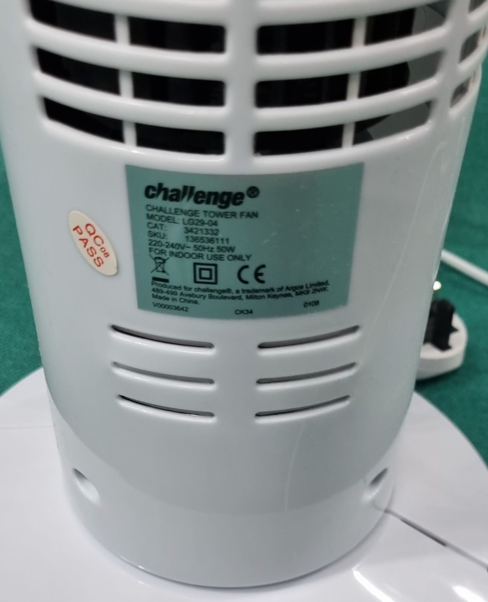 1 x Challenge 3 Speed Tower Fan white - Image 5 of 6