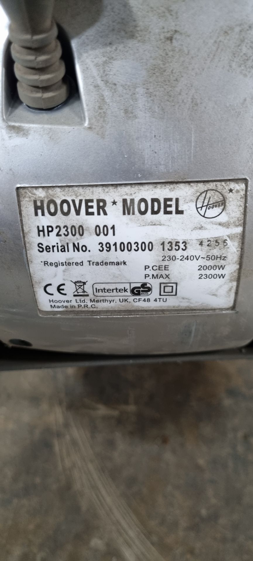 1 x Hoover 2300W Long Reach Cleaning Vacuum Cleaner HP2300001 - Image 6 of 6