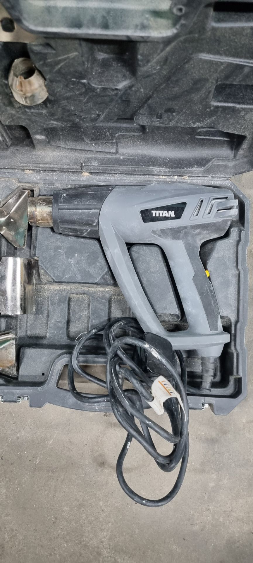Titan TTB284HTG Heat Gun With Various Nozzles - Image 3 of 3