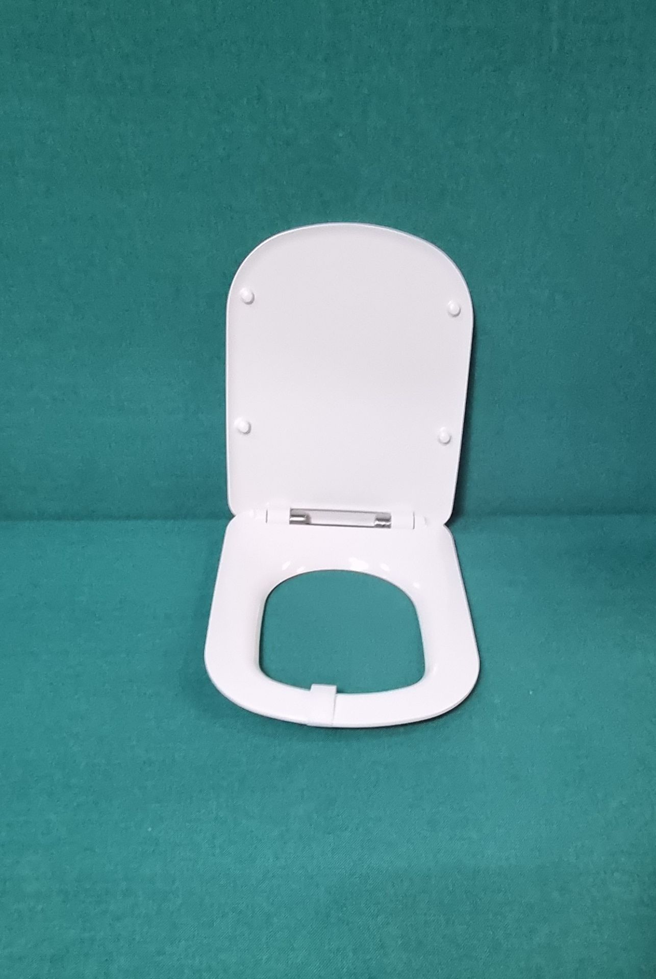 Ex-Display Liberty Duraplast S10150 Soft Close Quick Release Toilet Seat White - Image 2 of 7