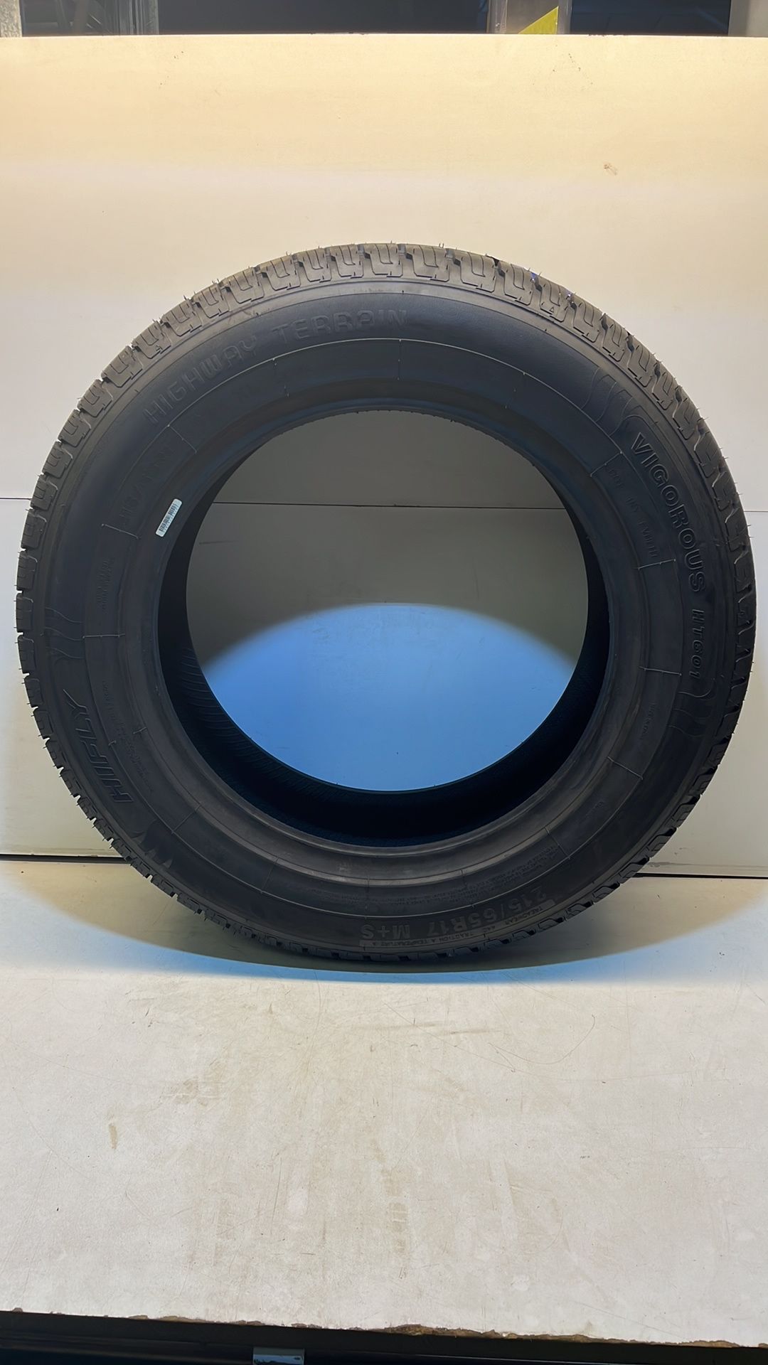 Hifly | Vigorous HT601 | 215/65R17 Tyre - Image 3 of 5