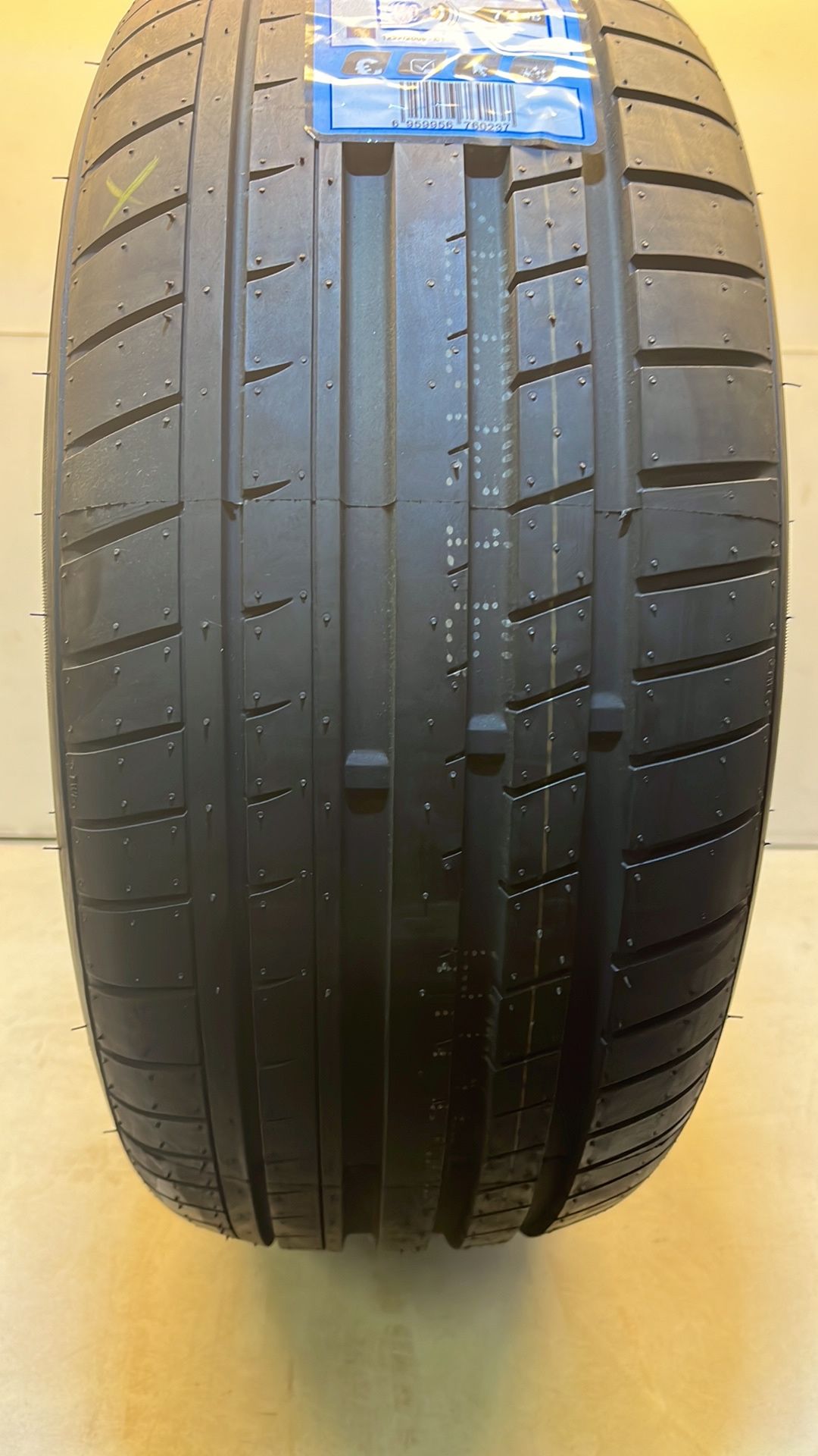 Infinity | Ecomax | 215/55R16 Tyre - Image 2 of 6