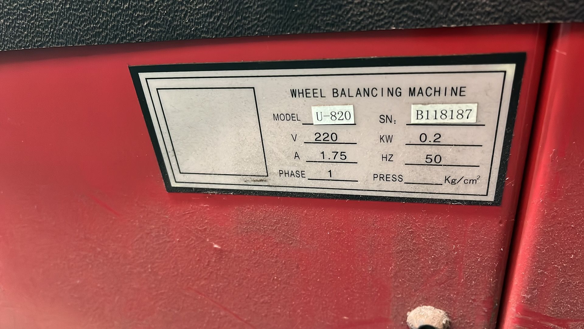 Unite U-820 Wheel Balancing Machine - Image 5 of 5